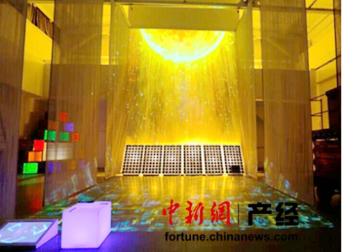 光伏组件跨界艺术展 环保与新媒体艺术首度结合