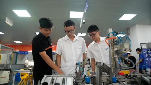 东莞市技师学院: 一体化教学实现在“学中做”“做中学”