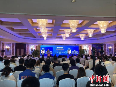 世界顶尖科学家上海聚焦“人工智能与机器人” 智时代 启未来